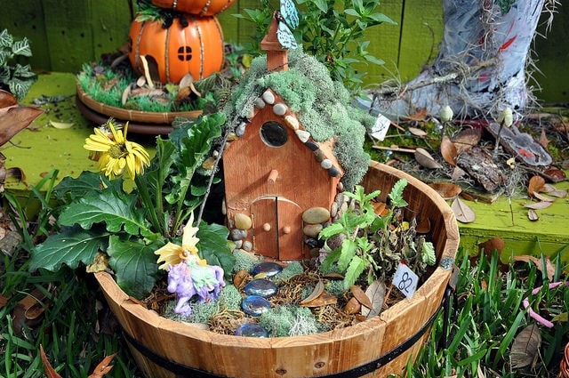 Amazing DIY Fairy Garden Ideas 3