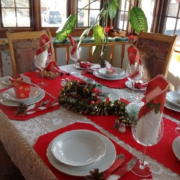 15 Simple Elegant Christmas Table Setting Ideas Munchkins Planet