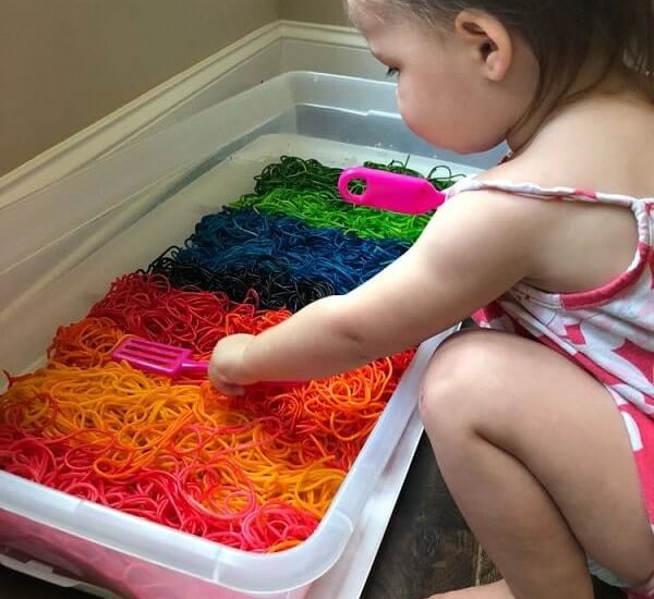 easy sensory activities toddlers preschoolers home 6