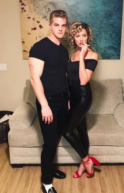 creative couples halloween costumes ideas 43