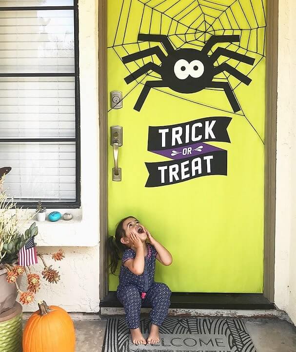 diy halloween door decorations ideas 4