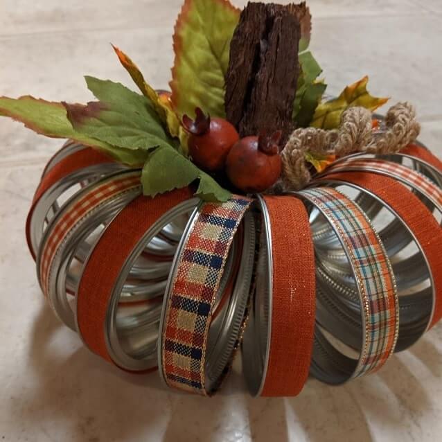 mason jar lid pumpkin decoration ideas 2