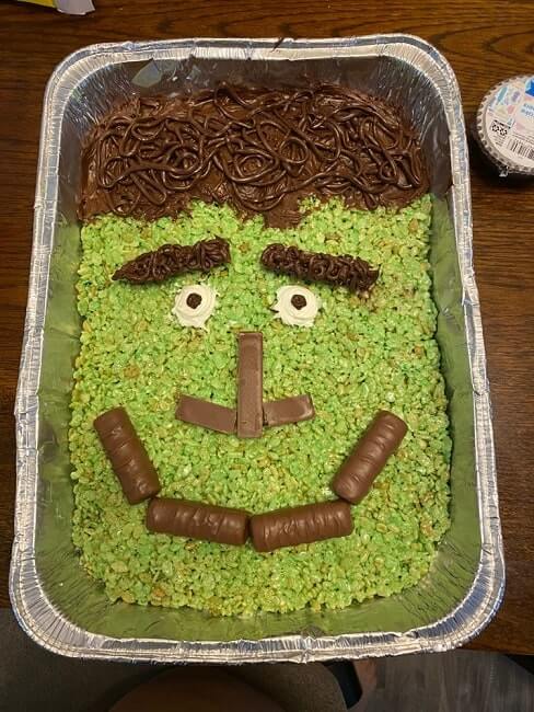 giant frankenstein rice krispie