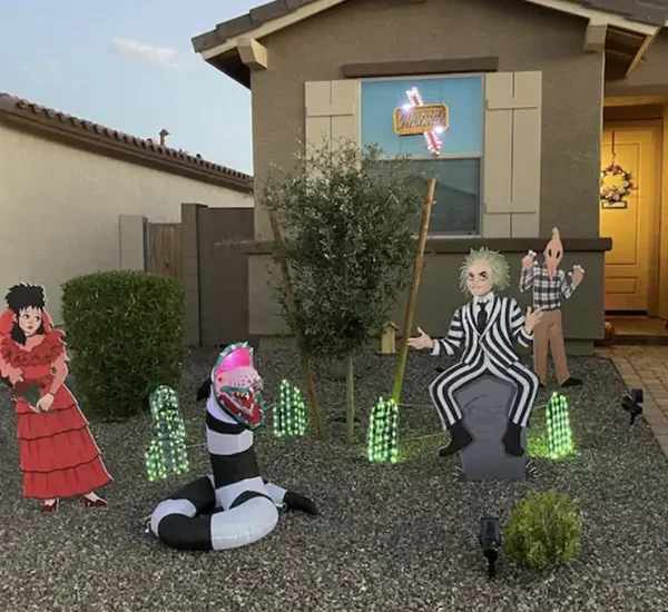 beetlejuice front yard decoration 25