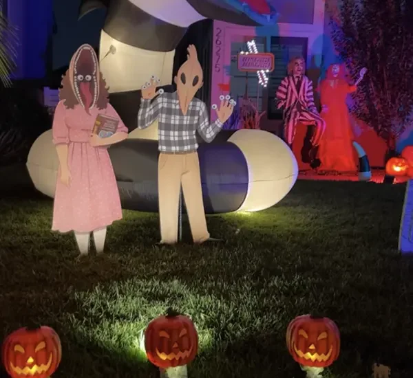 beetlejuice front yard decoration 26