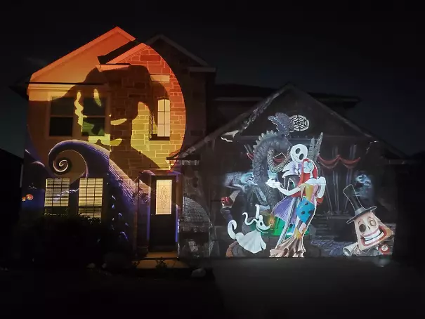 Halloween garage door projector effects