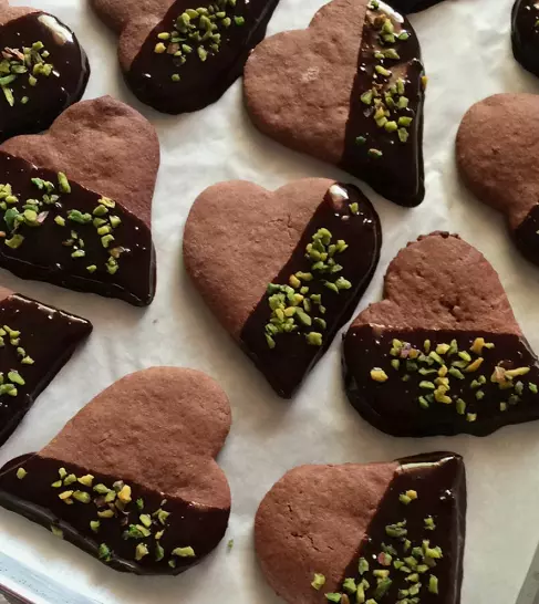 chocolate heart pistachio cookies