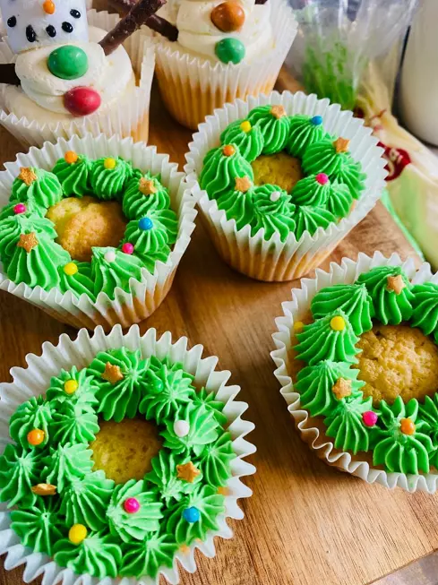 Christmas Wreath Cupcakes