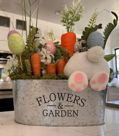 23 Farmhouse-Inspired Easter Flower Arrangements