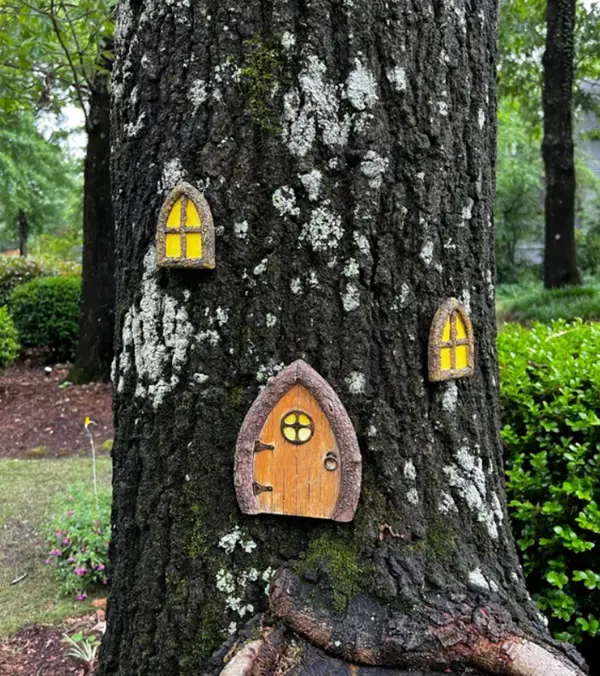 23 Stunning Tree Stump Fairy House Ideas
