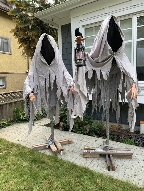 halloween prop diy 17