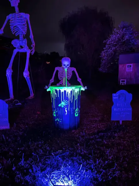 halloween prop diy 8