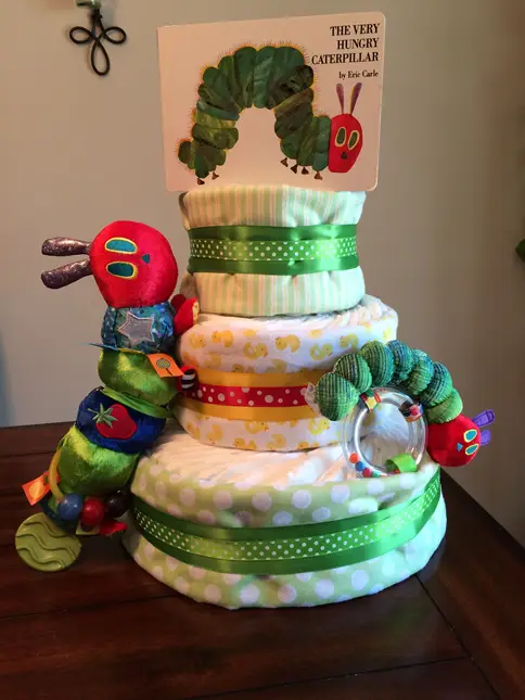 baby shower diaper cake ideas 11