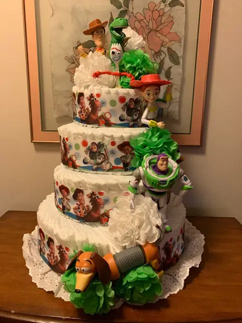 baby shower diaper cake ideas 23