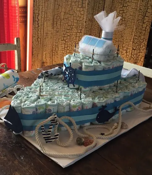 baby shower diaper cake ideas 9