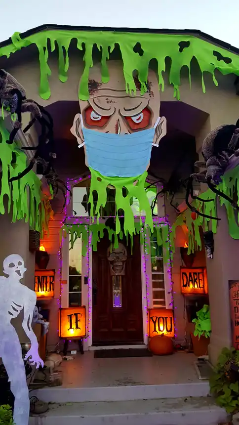 halloween porch ideas 8