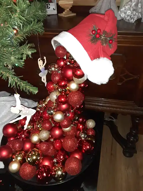 floating bucket christmas centerpiece 5