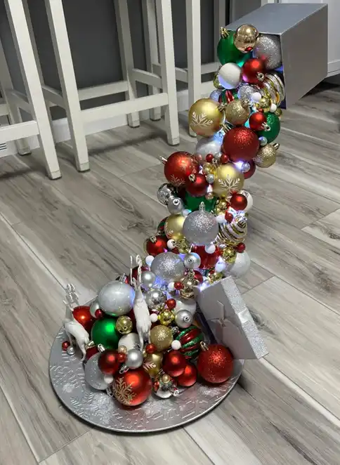 floating bucket christmas centerpiece 8